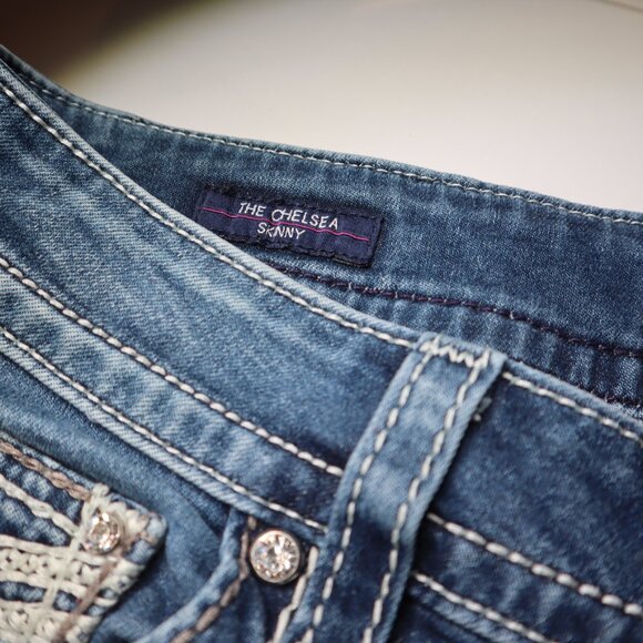 Vigoss The Chelsea Skinny Jeans, Size 9/10, Length 31 - Picture 5 of 6